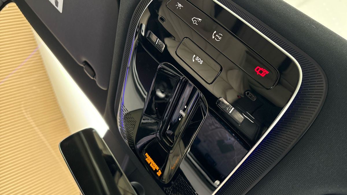 Mercedes-Benz E Class Image 31