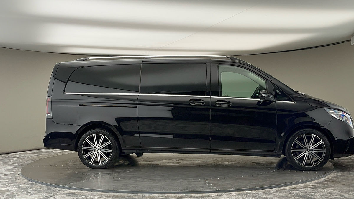 More views of Mercedes-Benz V Class