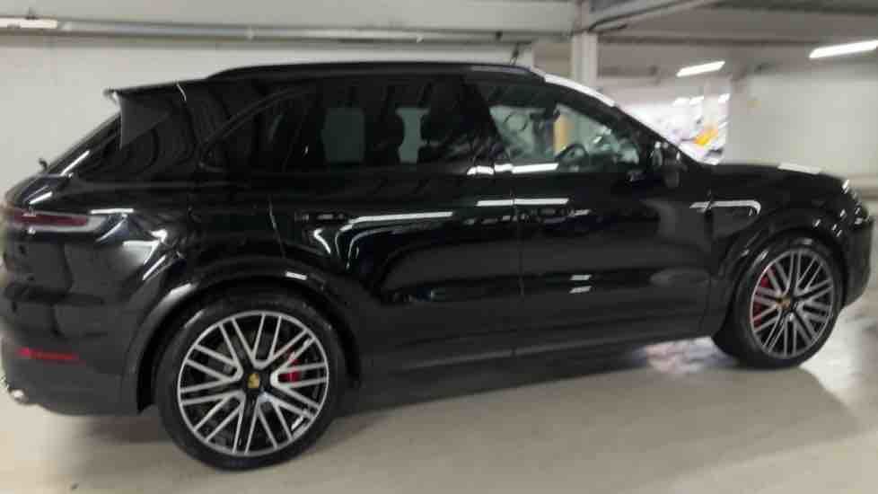 More views of Porsche Cayenne