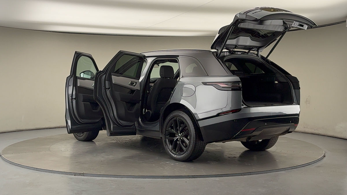 More views of Land Rover Range Rover Velar