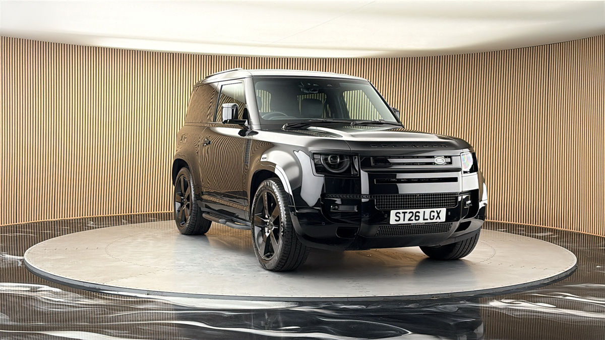 More views of Land Rover Defender 90