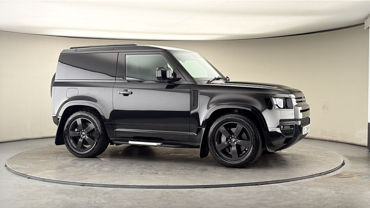 More views of Land Rover Defender 90