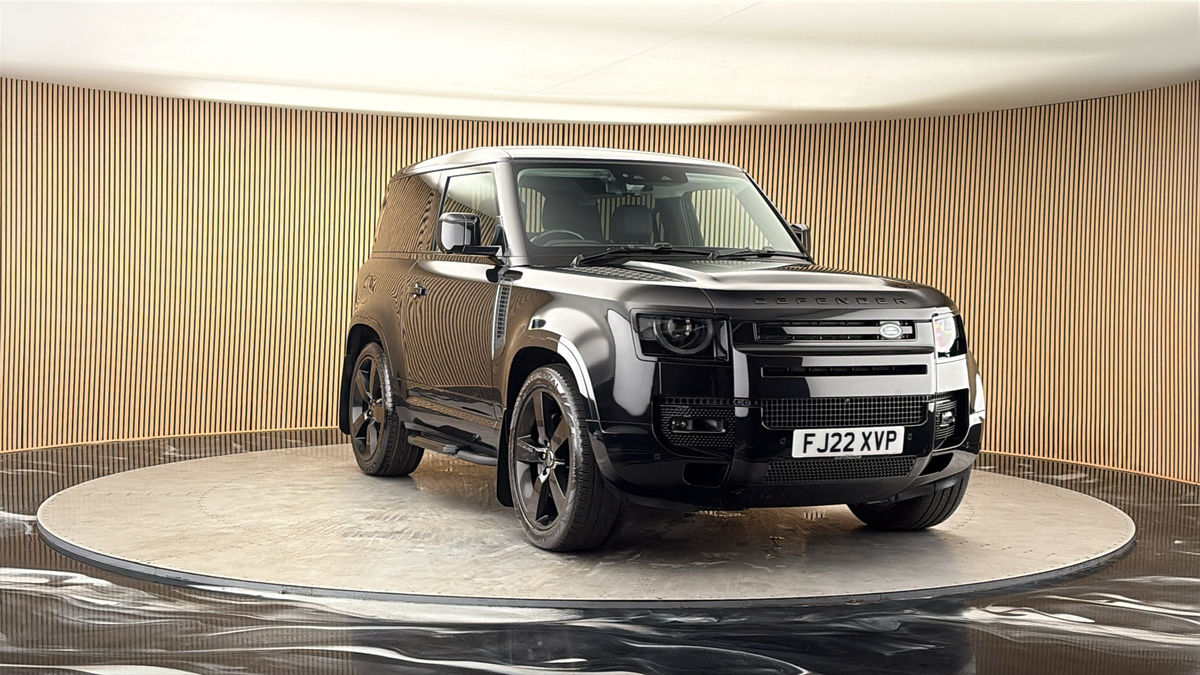 More views of Land Rover Defender 90