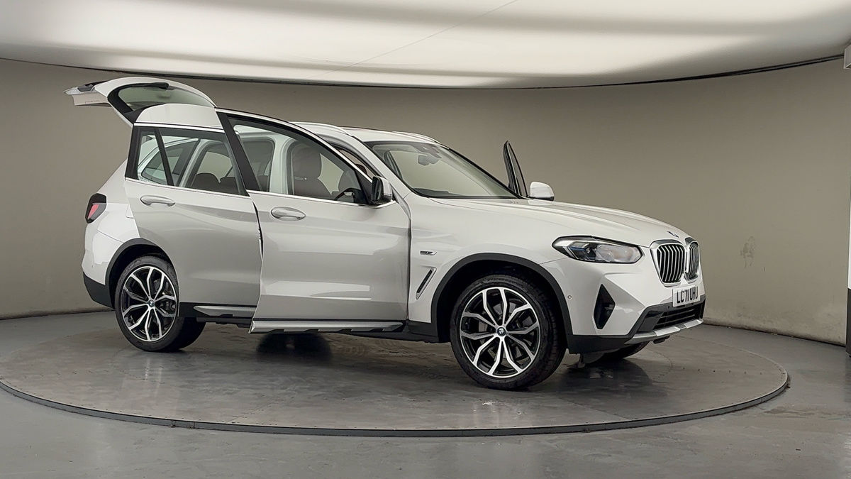 More views of BMW X3