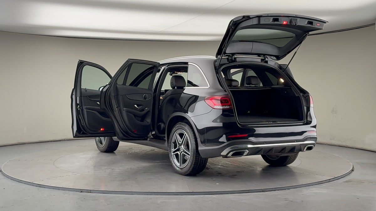 Mercedes-Benz GLC Image 23