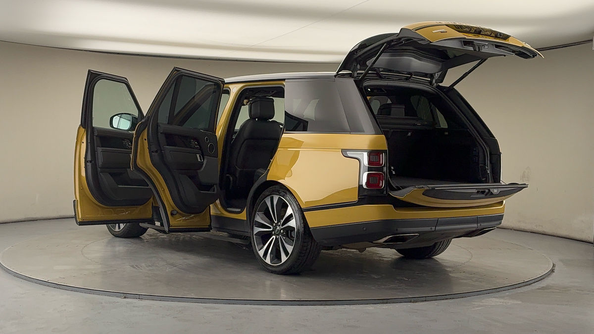 More views of Land Rover Range Rover