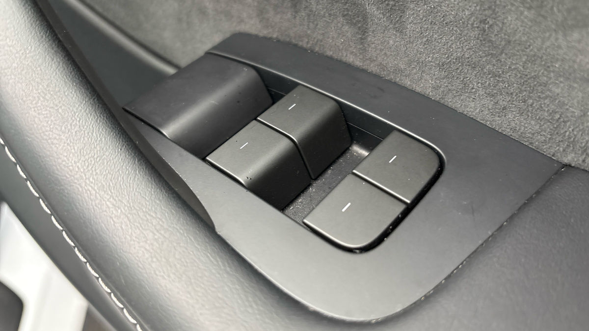 Tesla Model Y Image 26