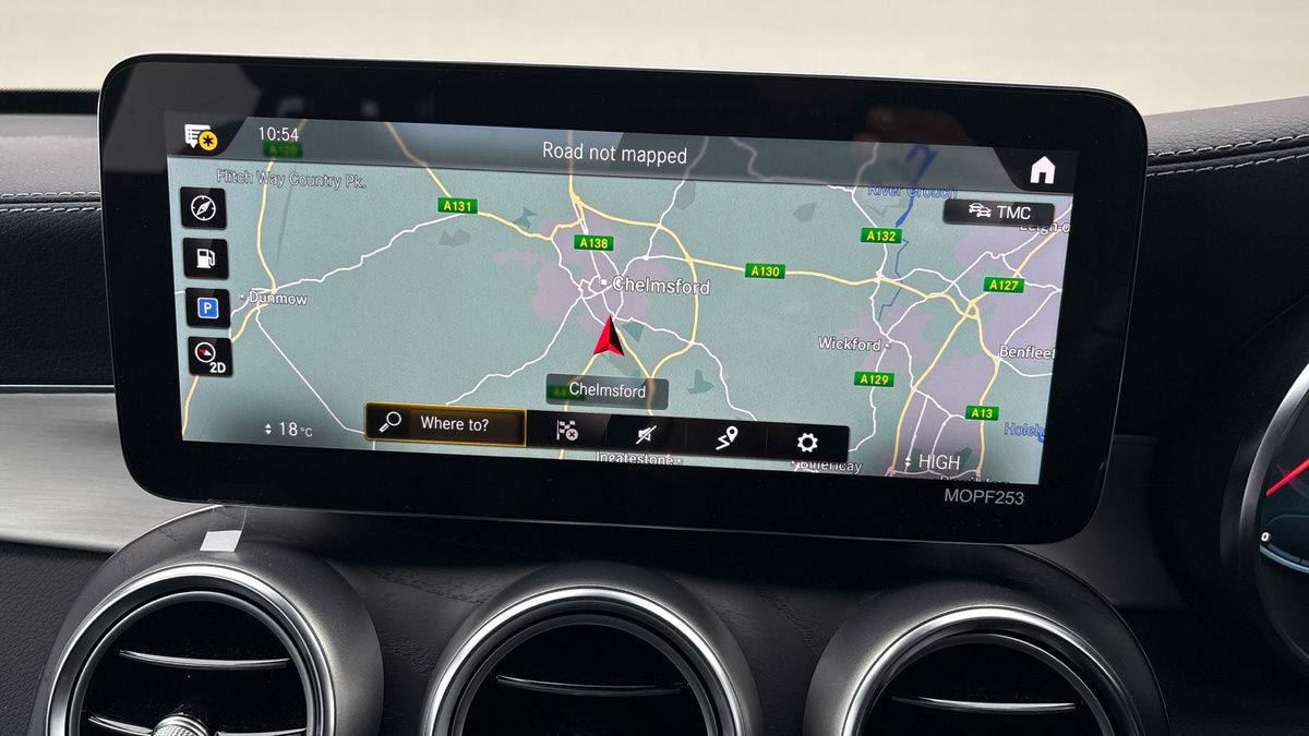 Mercedes-Benz GLC Image 17