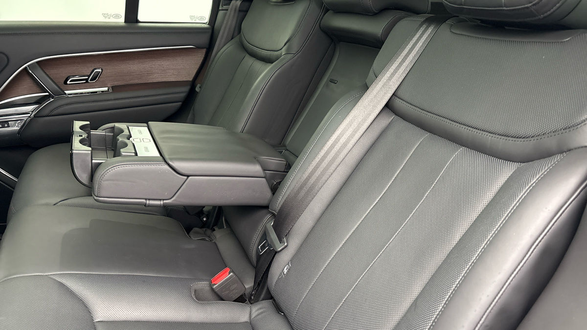 Land Rover Range Rover Image 9