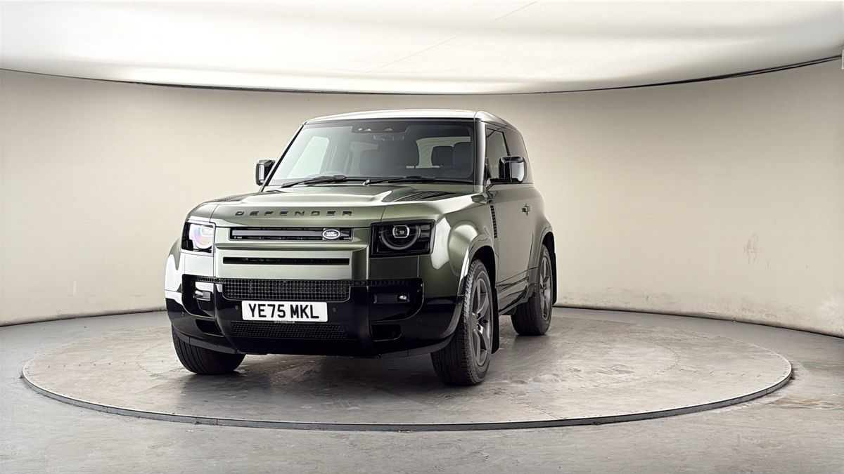 More views of Land Rover Defender 90