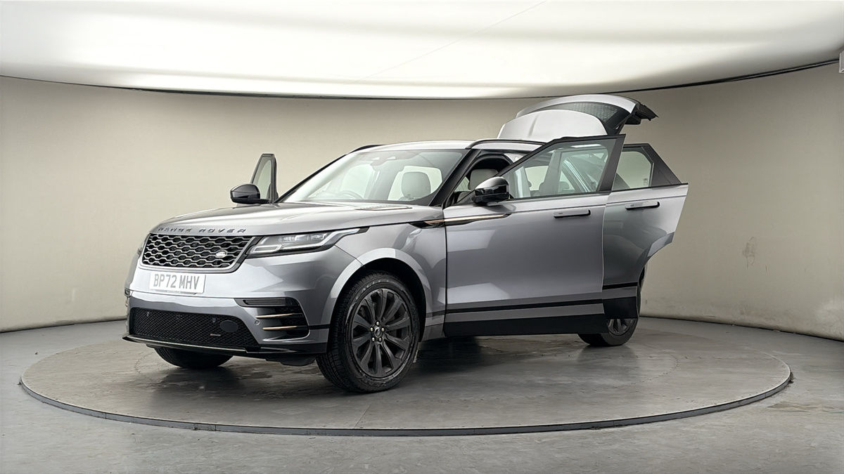 Land Rover Range Rover Velar Image 22