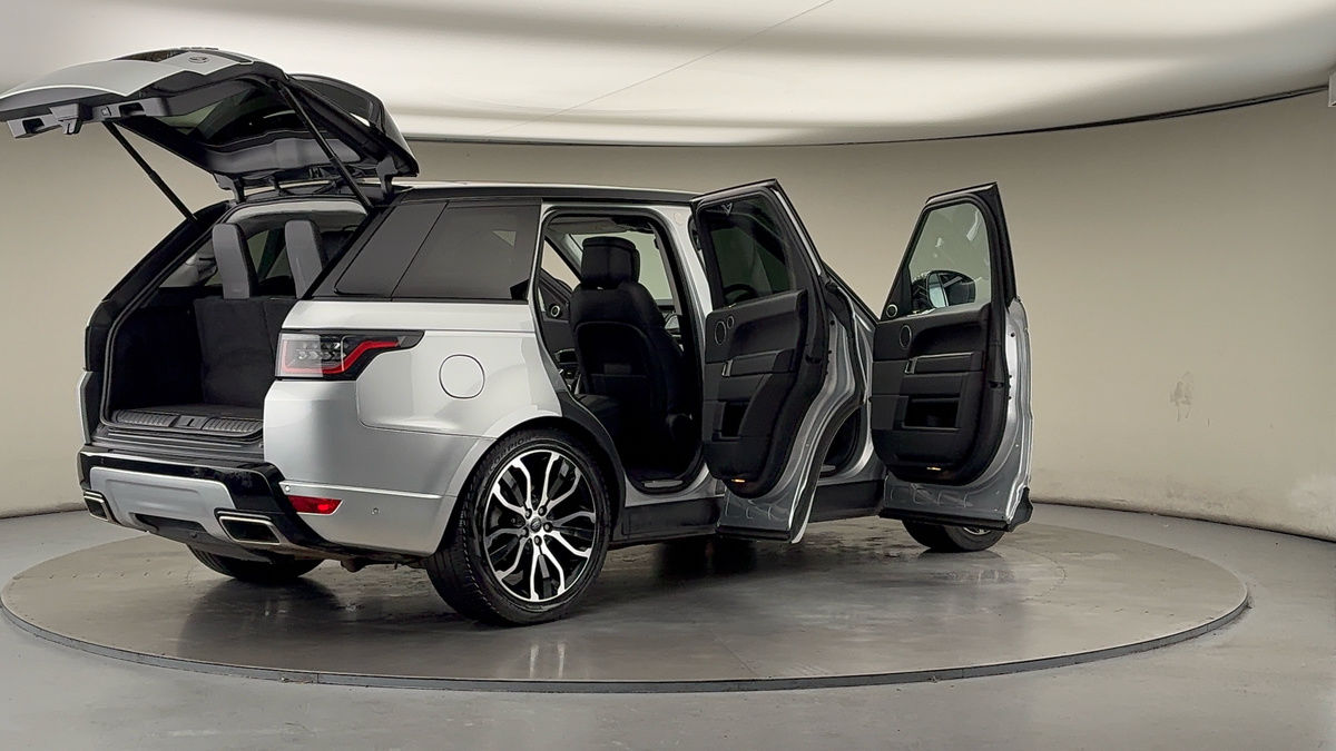 More views of Land Rover Range Rover Sport