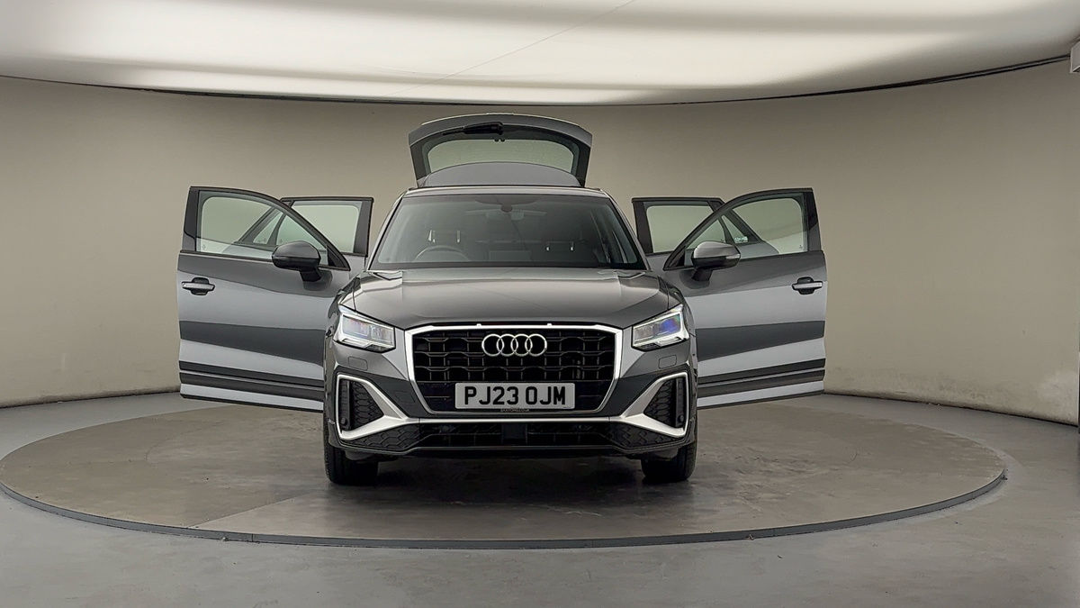 More views of Audi Q2
