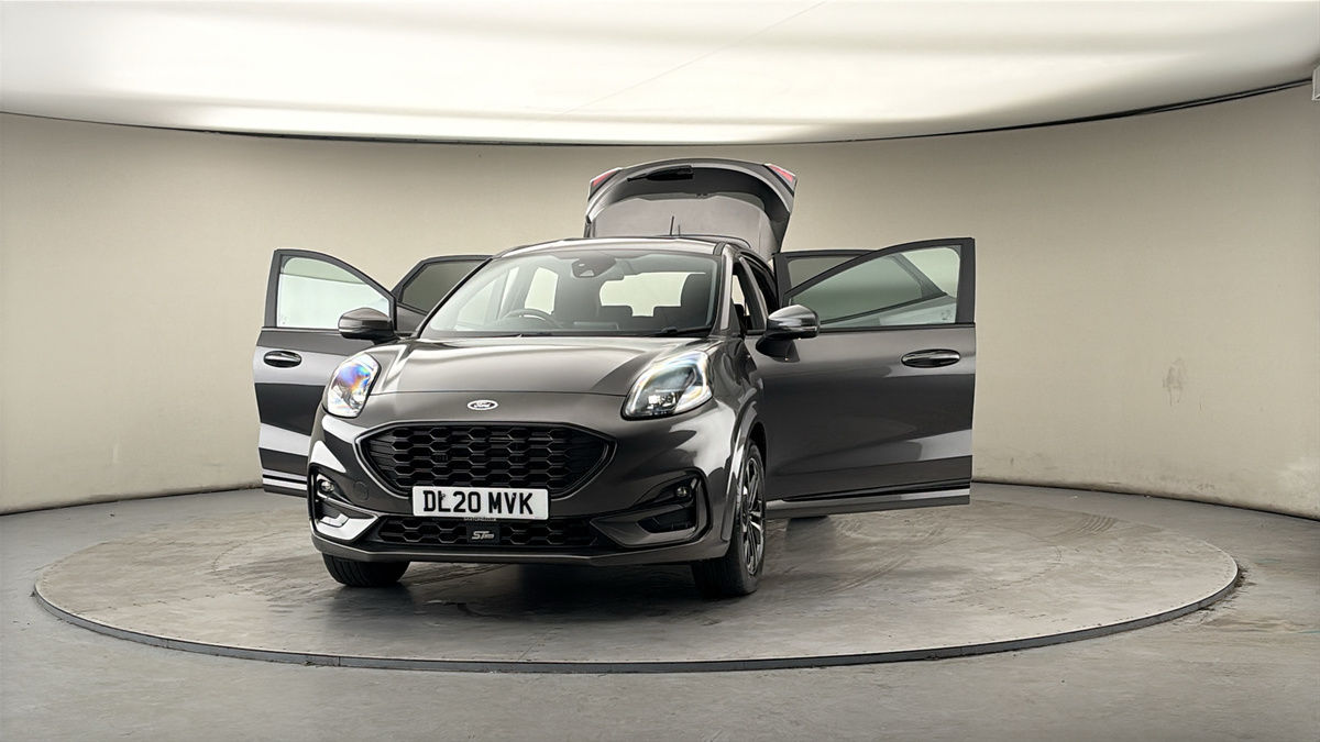 More views of Ford Puma