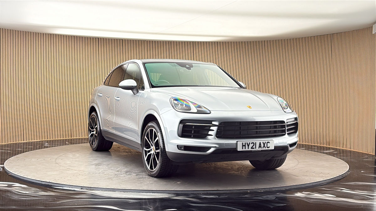 More views of Porsche Cayenne