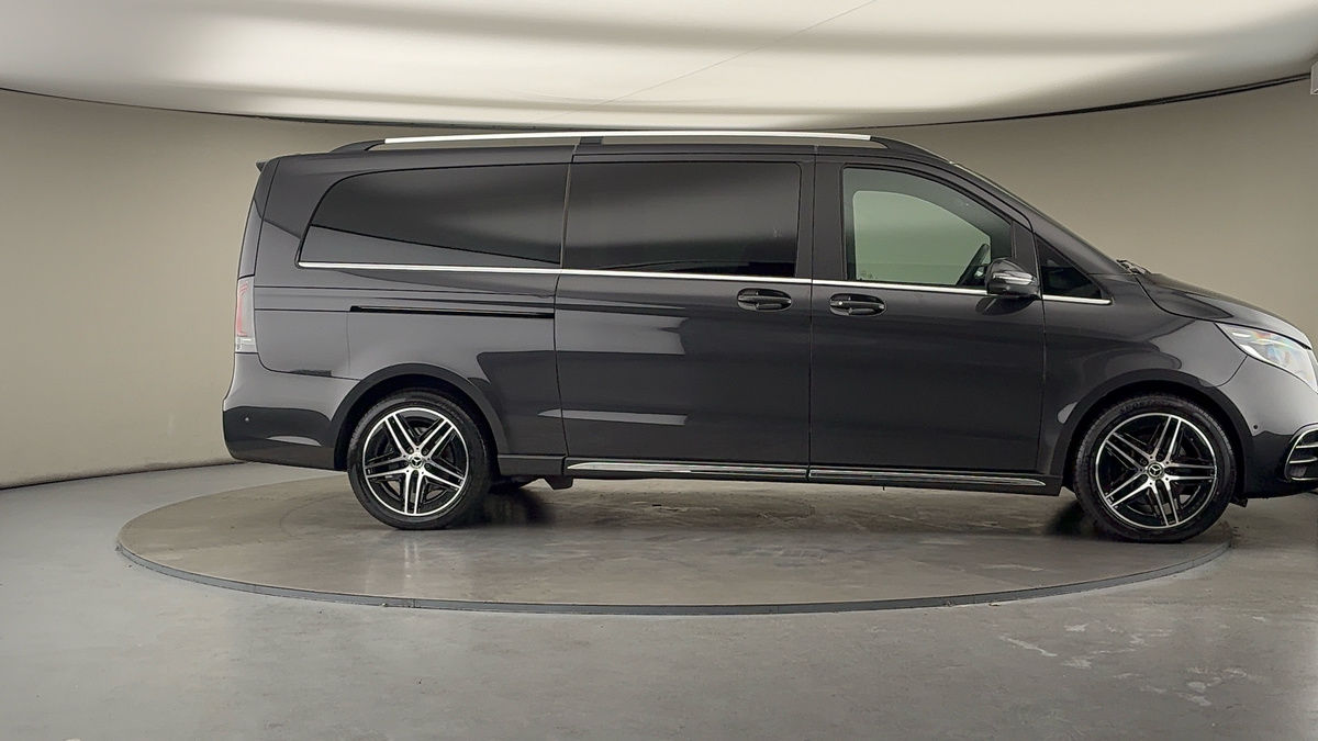 More views of Mercedes-Benz V Class