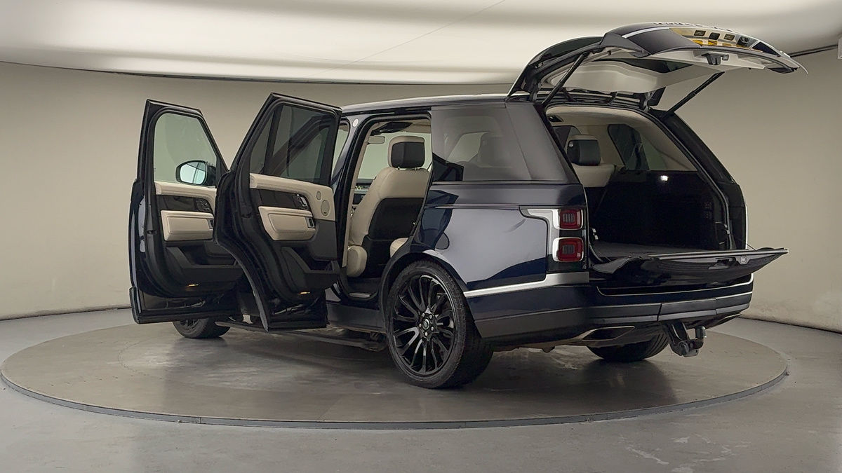 More views of Land Rover Range Rover