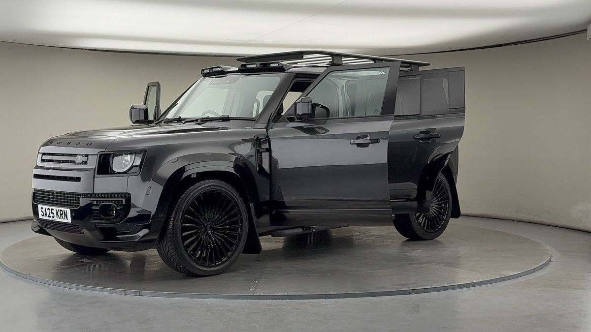 Land Rover Defender 110 Urban Image 22