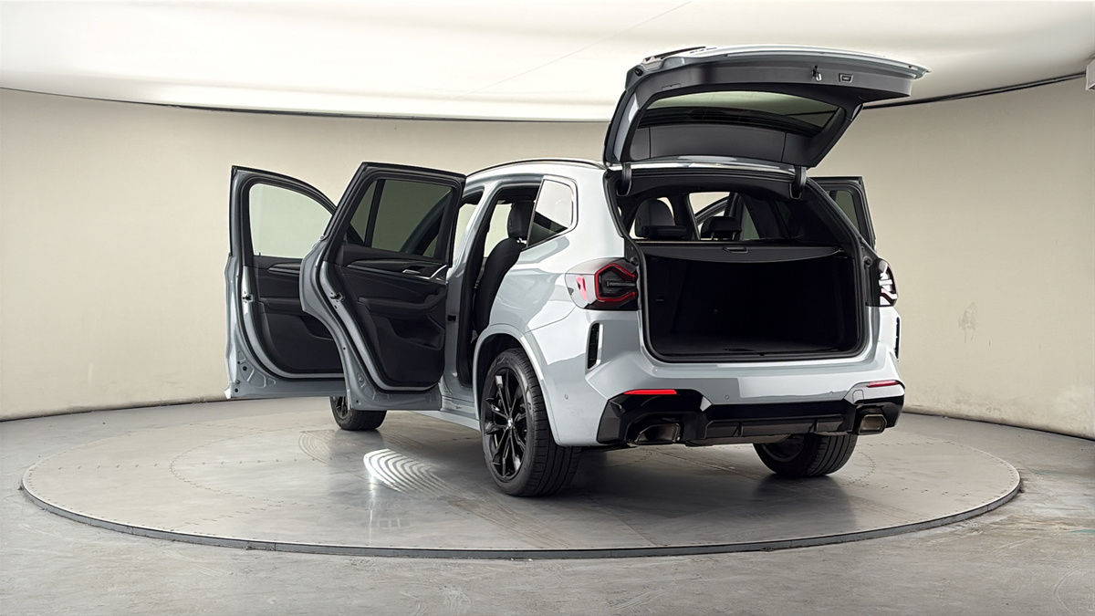 More views of BMW X3