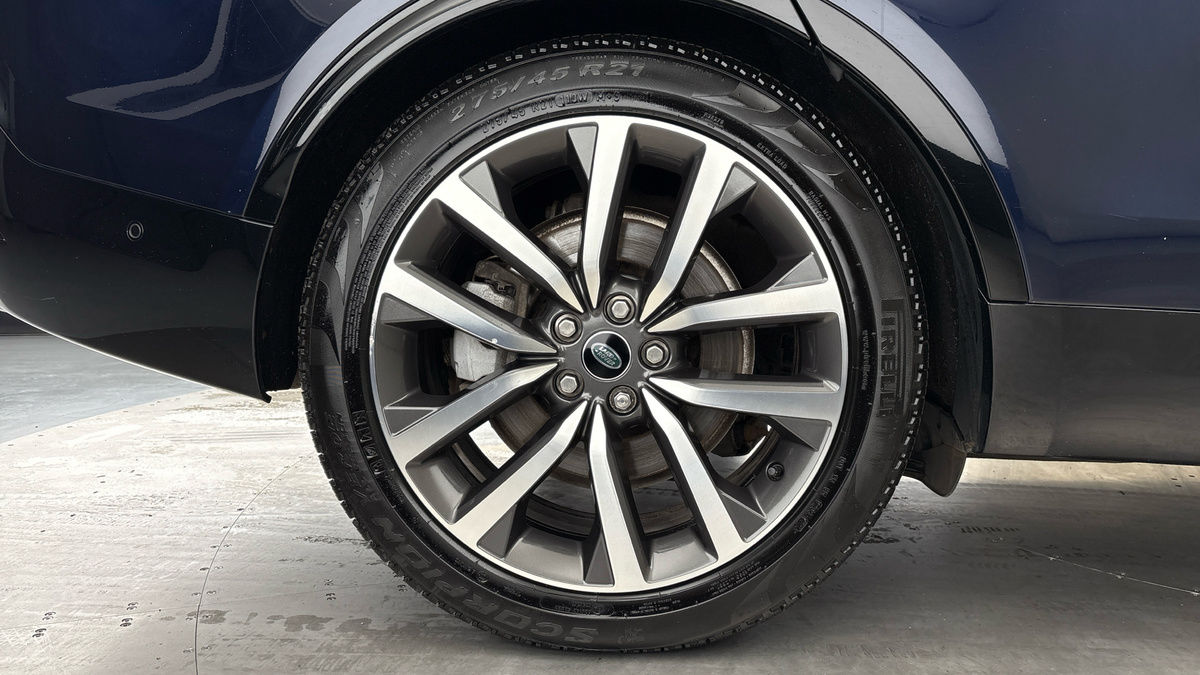 Land Rover Discovery Image 10