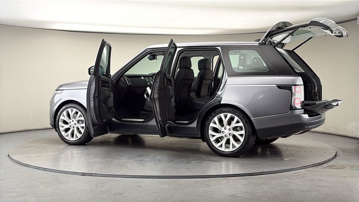 More views of Land Rover Range Rover