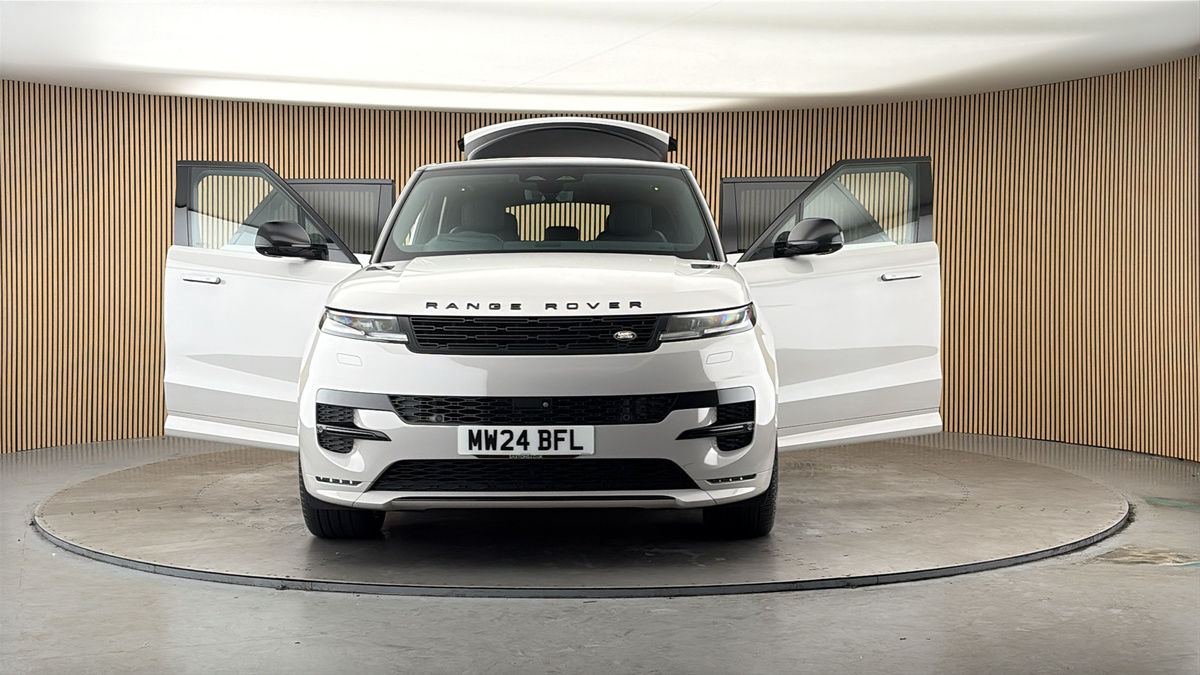 More views of Land Rover Range Rover Sport