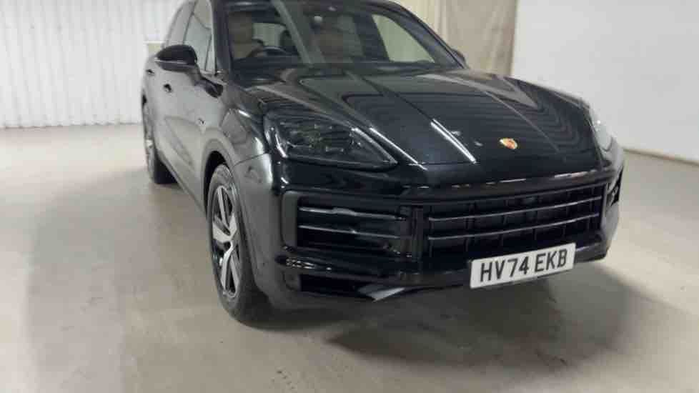 More views of Porsche Cayenne