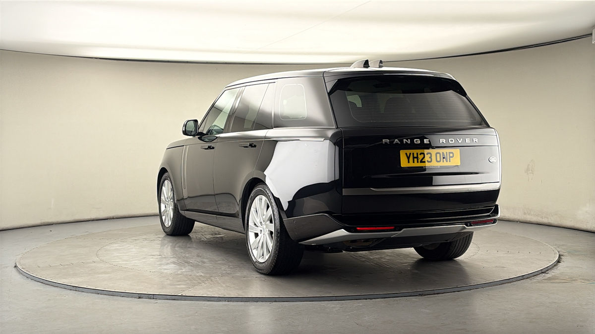 More views of Land Rover Range Rover