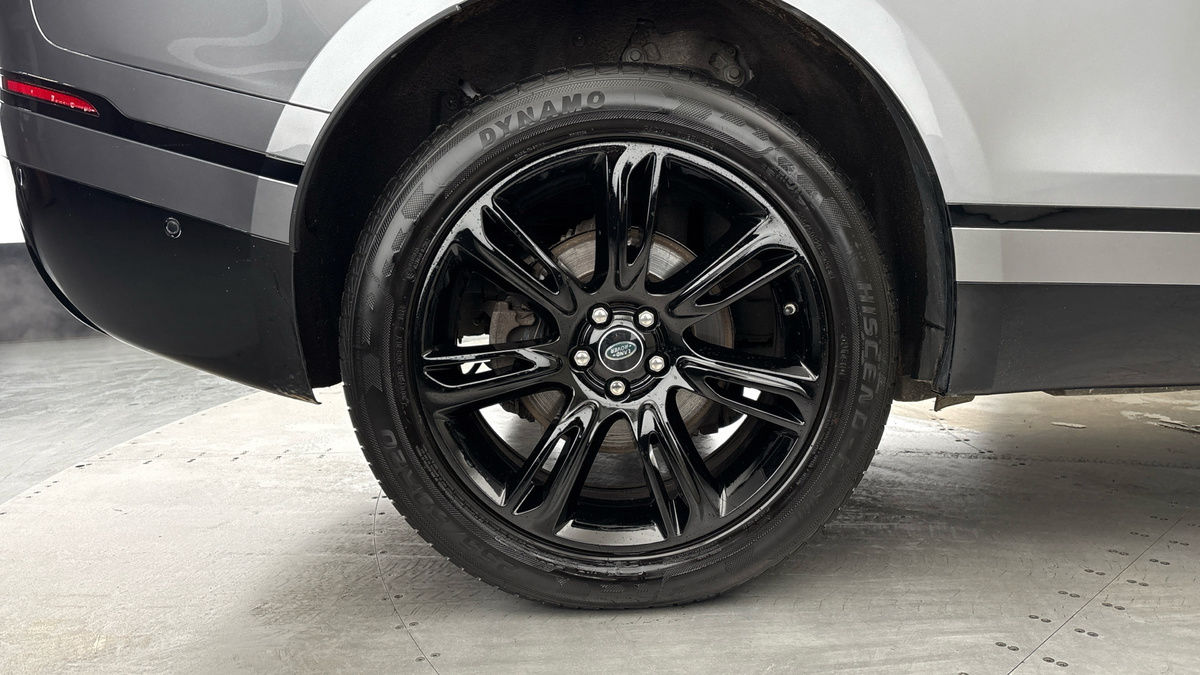 Land Rover Range Rover Velar Image 10