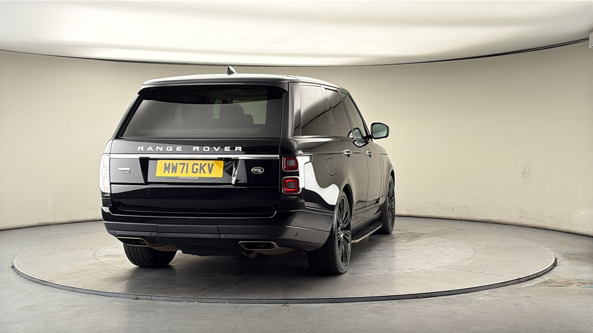 More views of Land Rover Range Rover