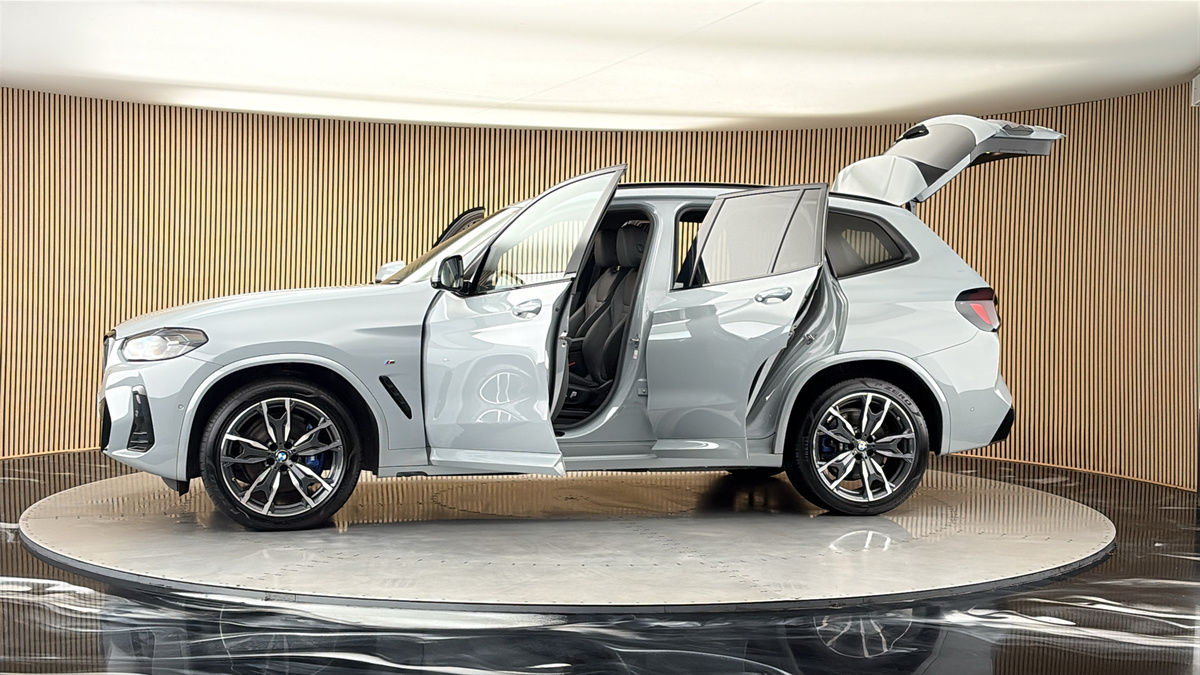 More views of BMW X3