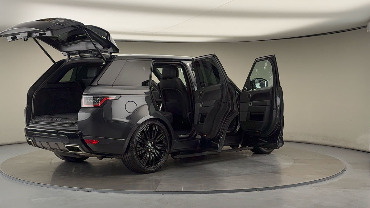 More views of Land Rover Range Rover Sport