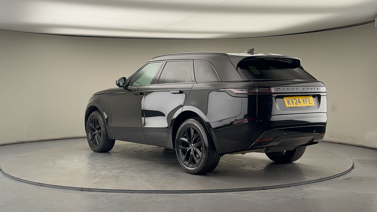 Land Rover Range Rover Velar Image 2