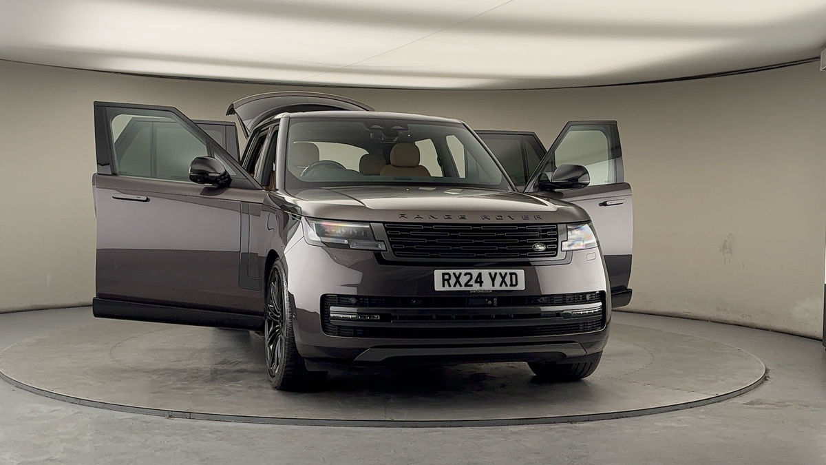 More views of Land Rover Range Rover