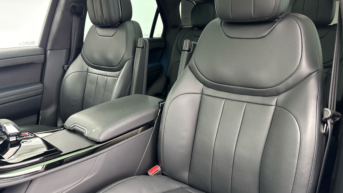 Land Rover Range Rover Sport Image 7