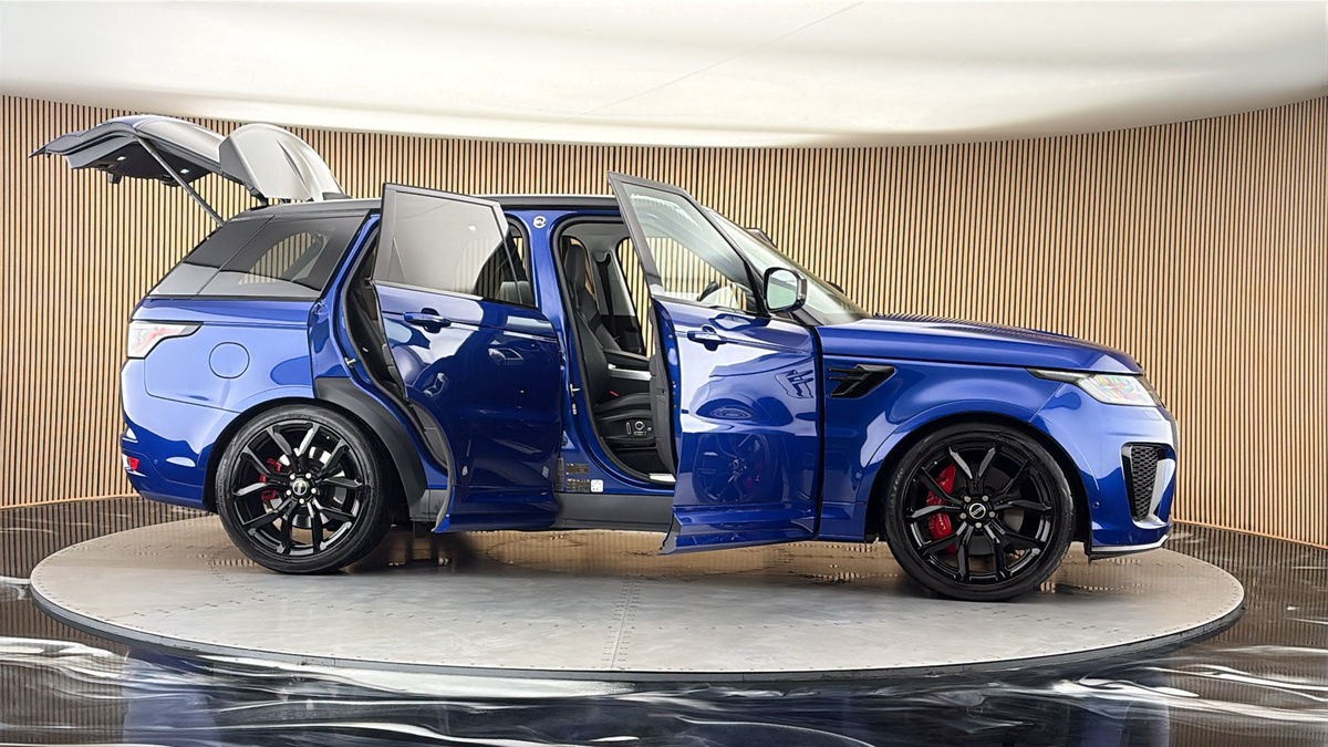 More views of Land Rover Range Rover Sport