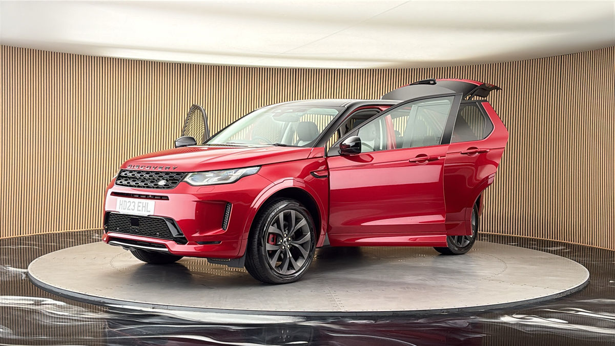 Land Rover Discovery Sport Image 22