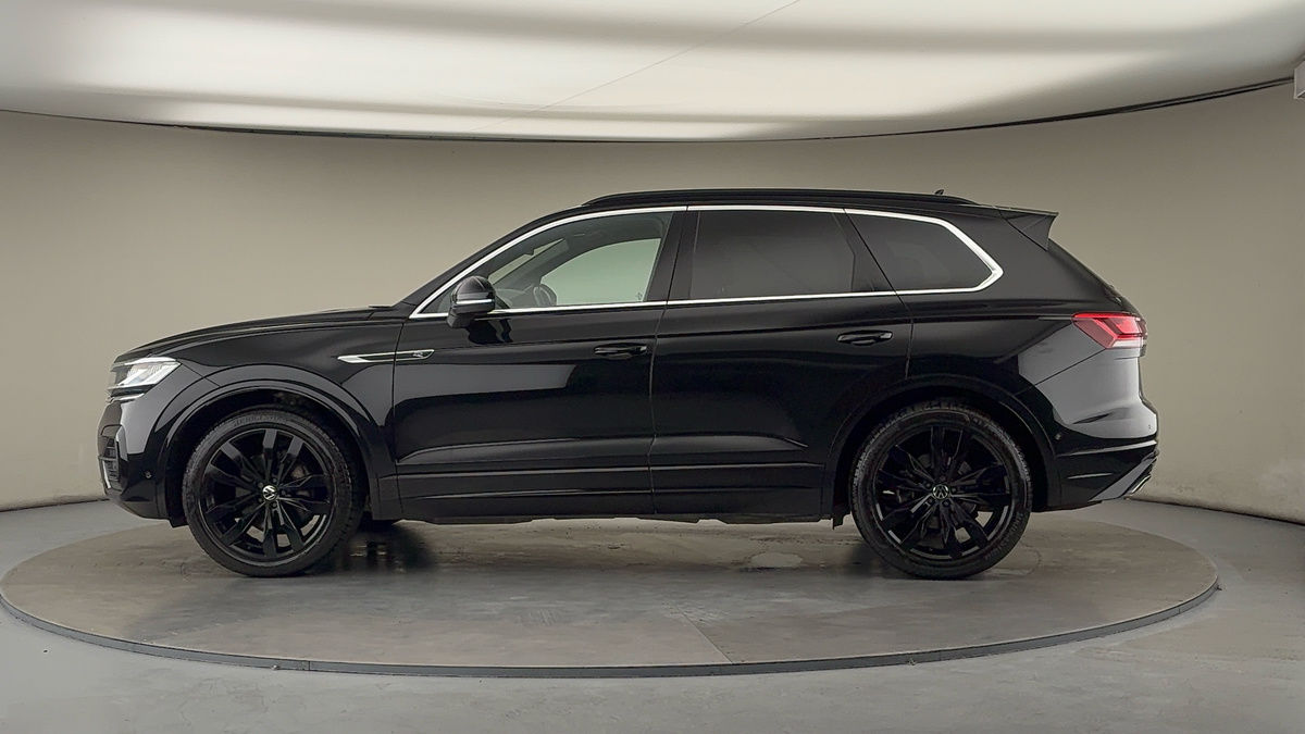More views of Volkswagen Touareg