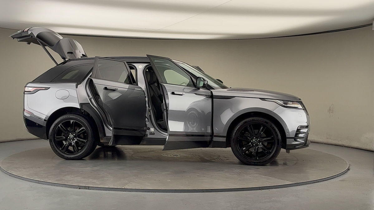 More views of Land Rover Range Rover Velar