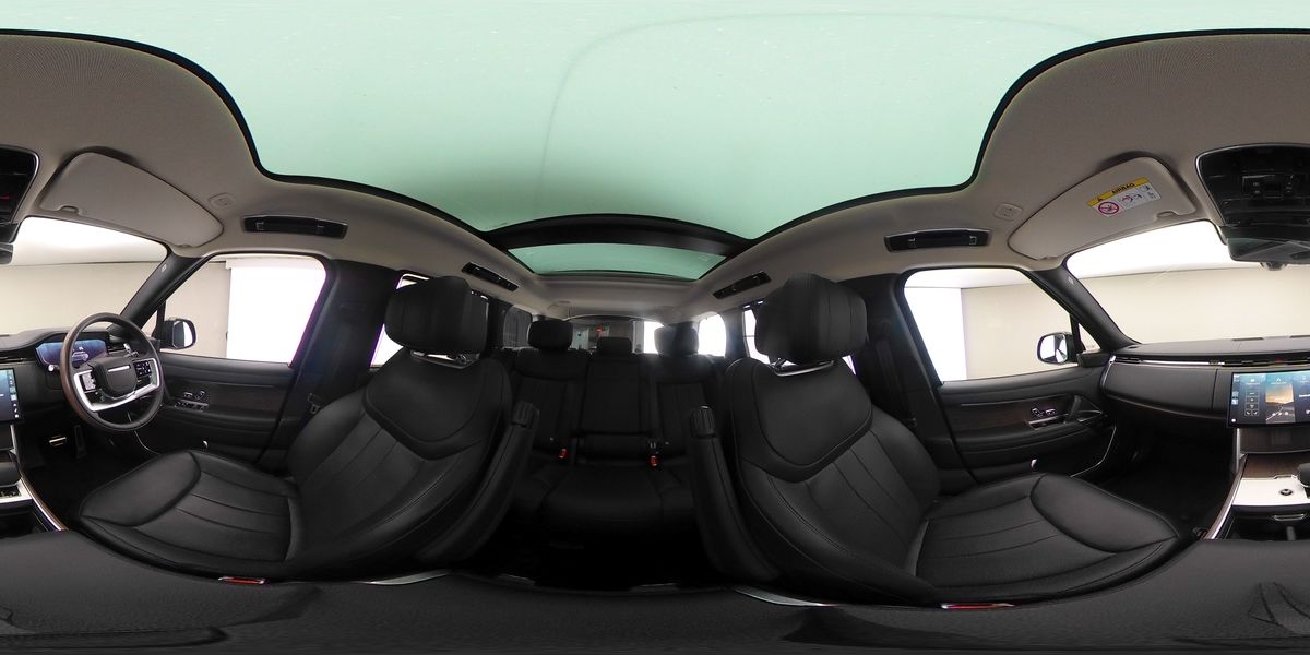 More views of Land Rover Range Rover