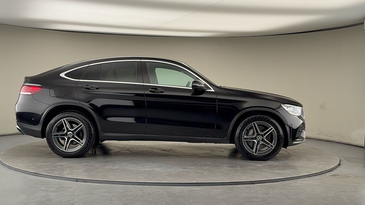 Mercedes-Benz GLC Image 16
