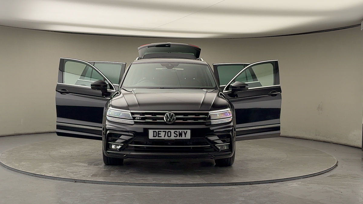 More views of Volkswagen Tiguan