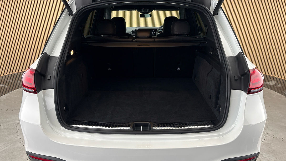 Mercedes-Benz GLE Image 11