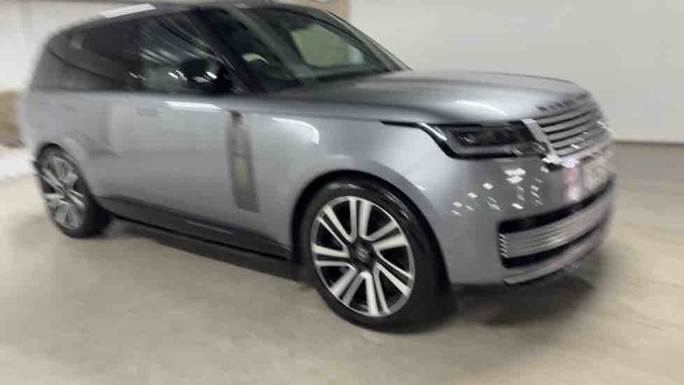 More views of Land Rover Range Rover