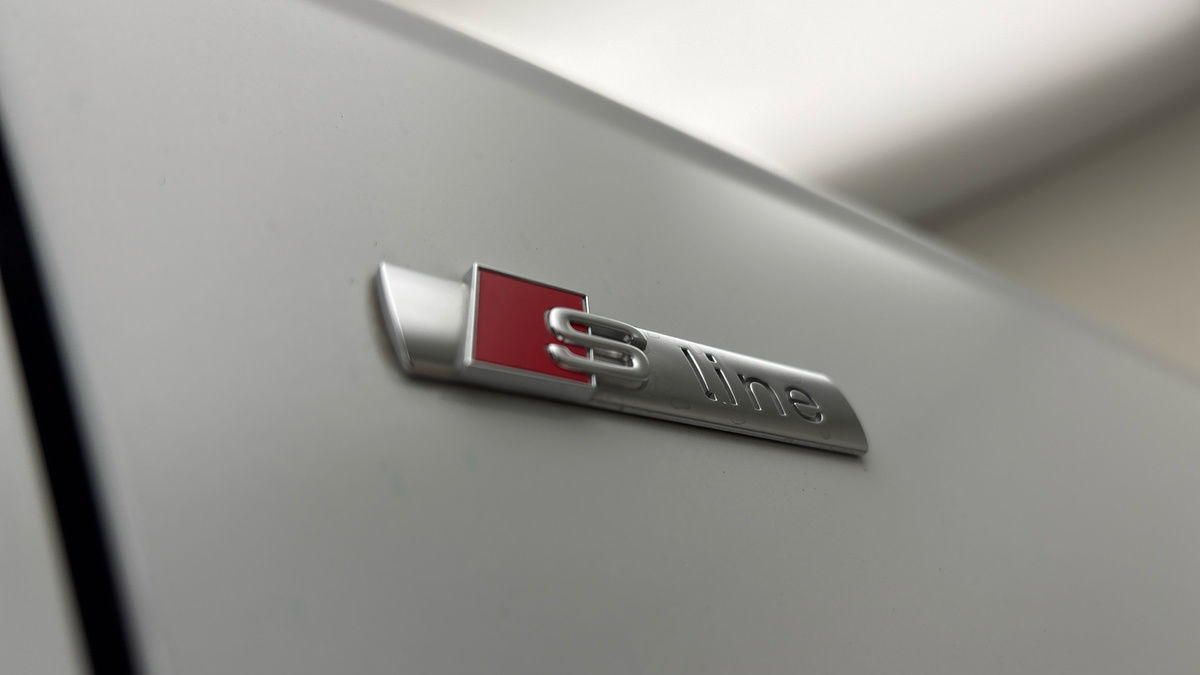 Audi A6 Avant Image 27