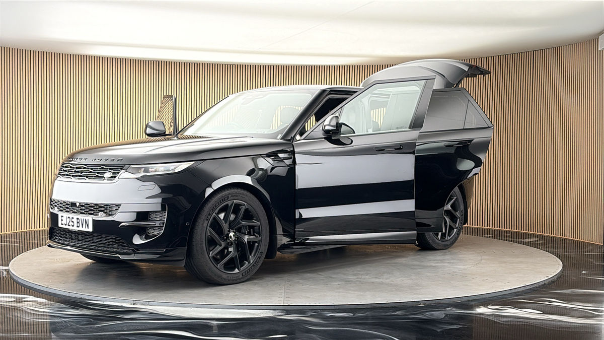 Land Rover Range Rover Sport Image 22