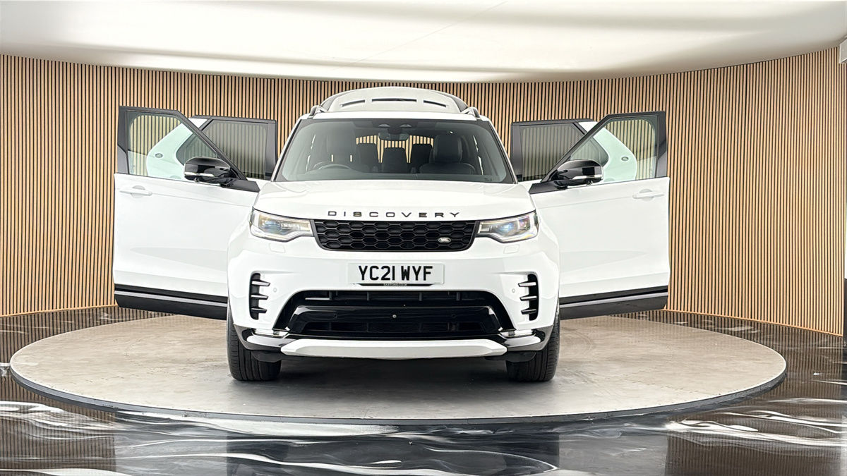 More views of Land Rover Discovery
