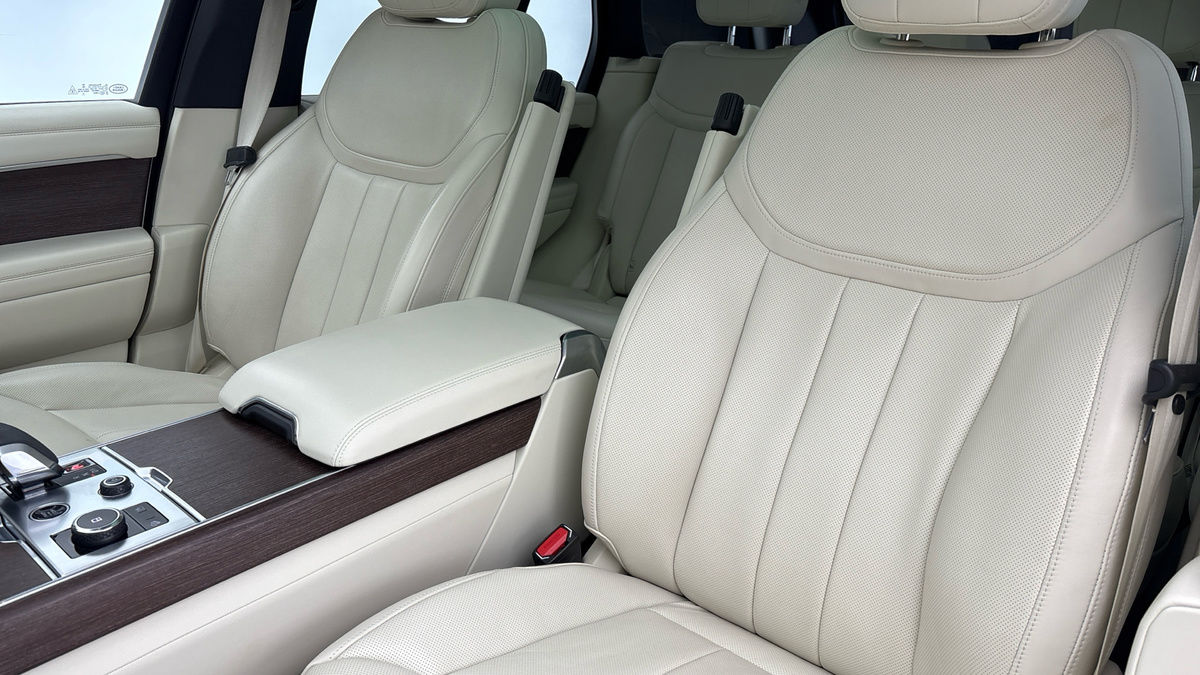 Land Rover Range Rover Image 7