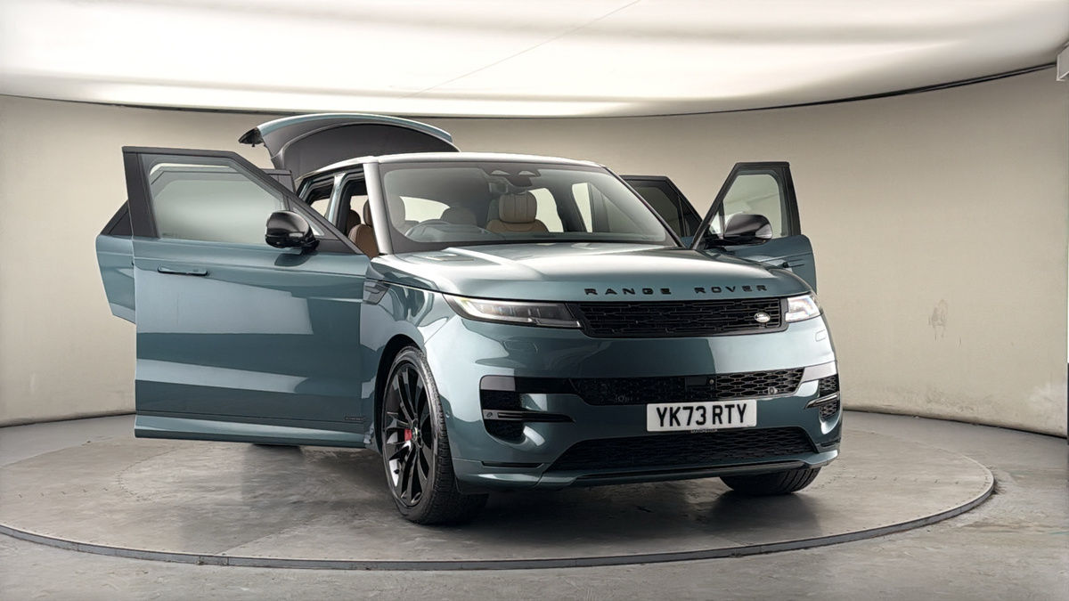 More views of Land Rover Range Rover Sport