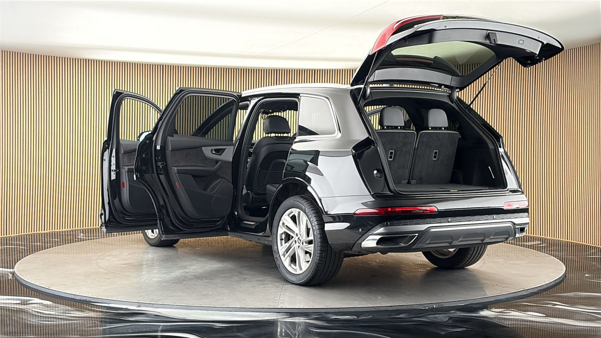 Audi Q7 Image 23